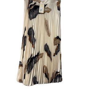 Portrait NWT Cream and Black Pleated A-line Midi Skirt for Night Out XL